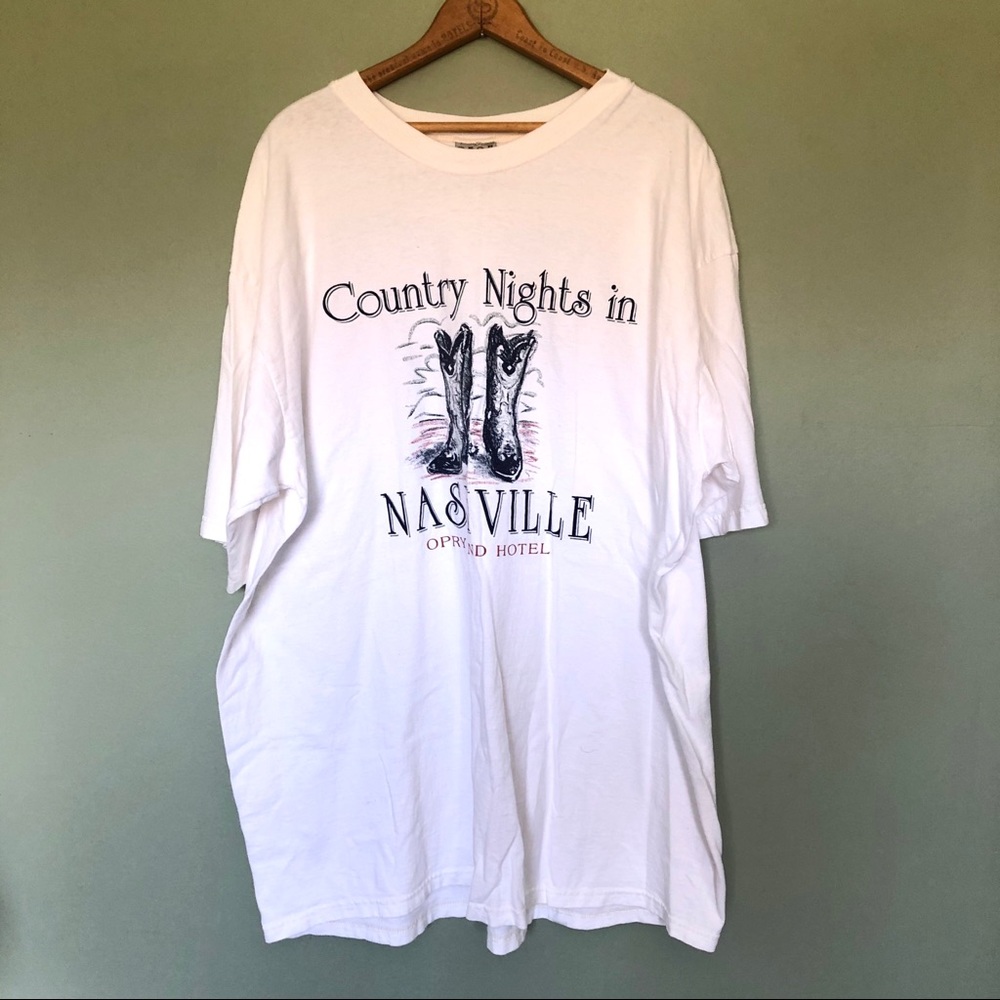 Vintage Country Night’s Nashville Big Graphic Tee